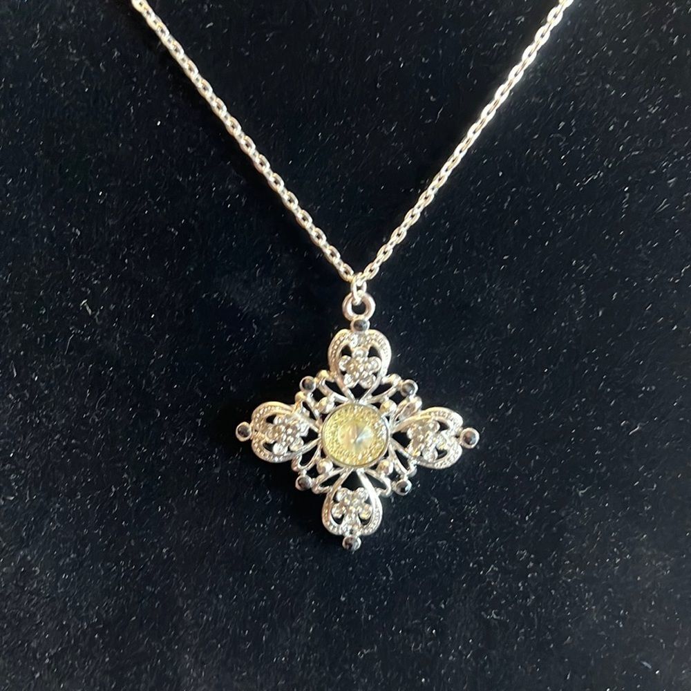 Handcrafted Antique-Style Pendant Necklace | Silver Tone Chain
